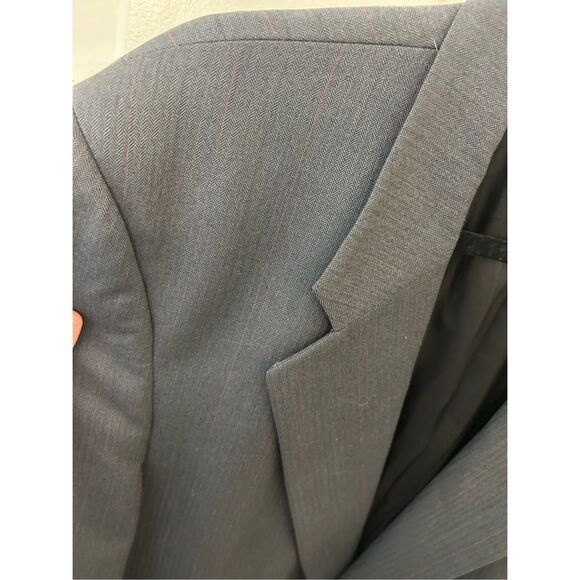 Burberry’s Pure Wool Gray Pinstripe Two-Button Blazer Sz 44R* - Picture 3 of 13